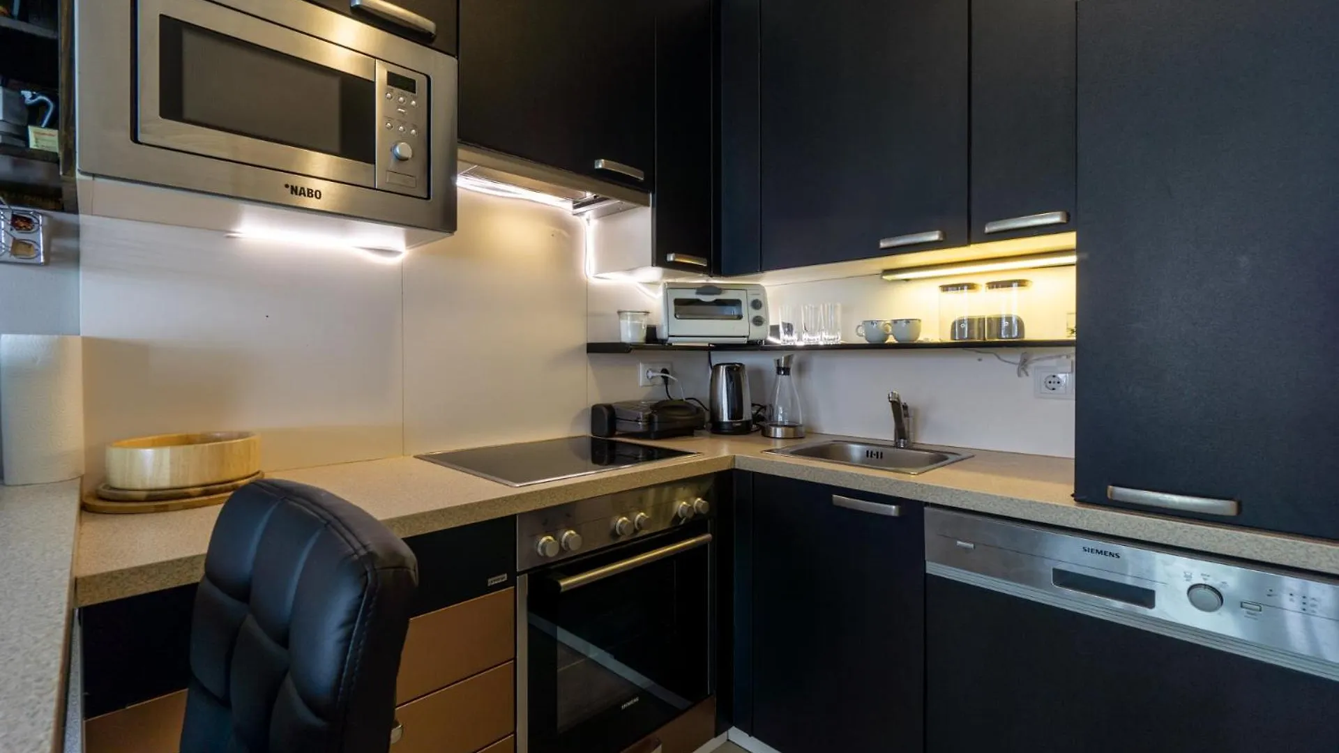 Apartment With Garden Close To Stadthalle, Westbahnhof Vienna