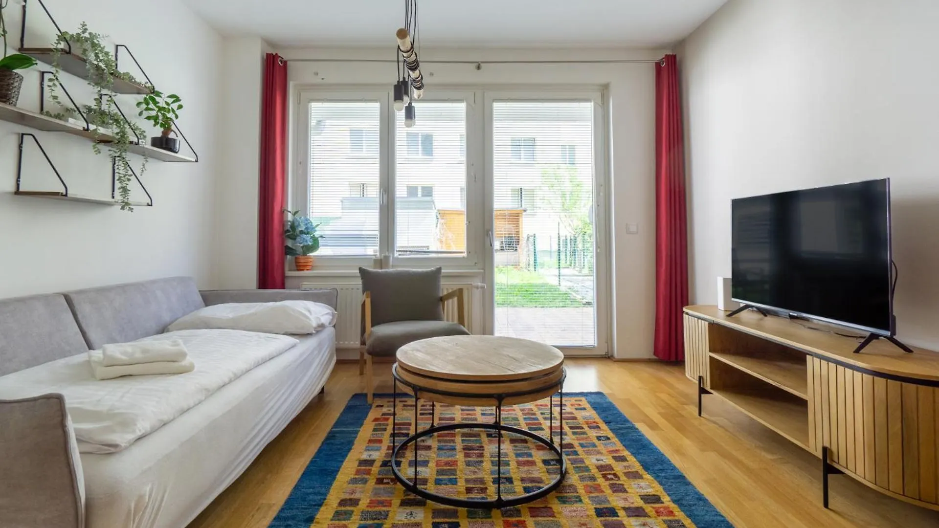 Apartment With Garden Close To Stadthalle, Westbahnhof Vienna